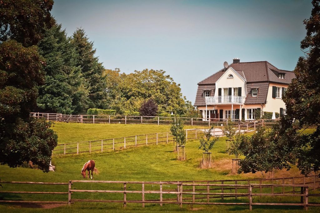 modern-ranch-farmhouse
